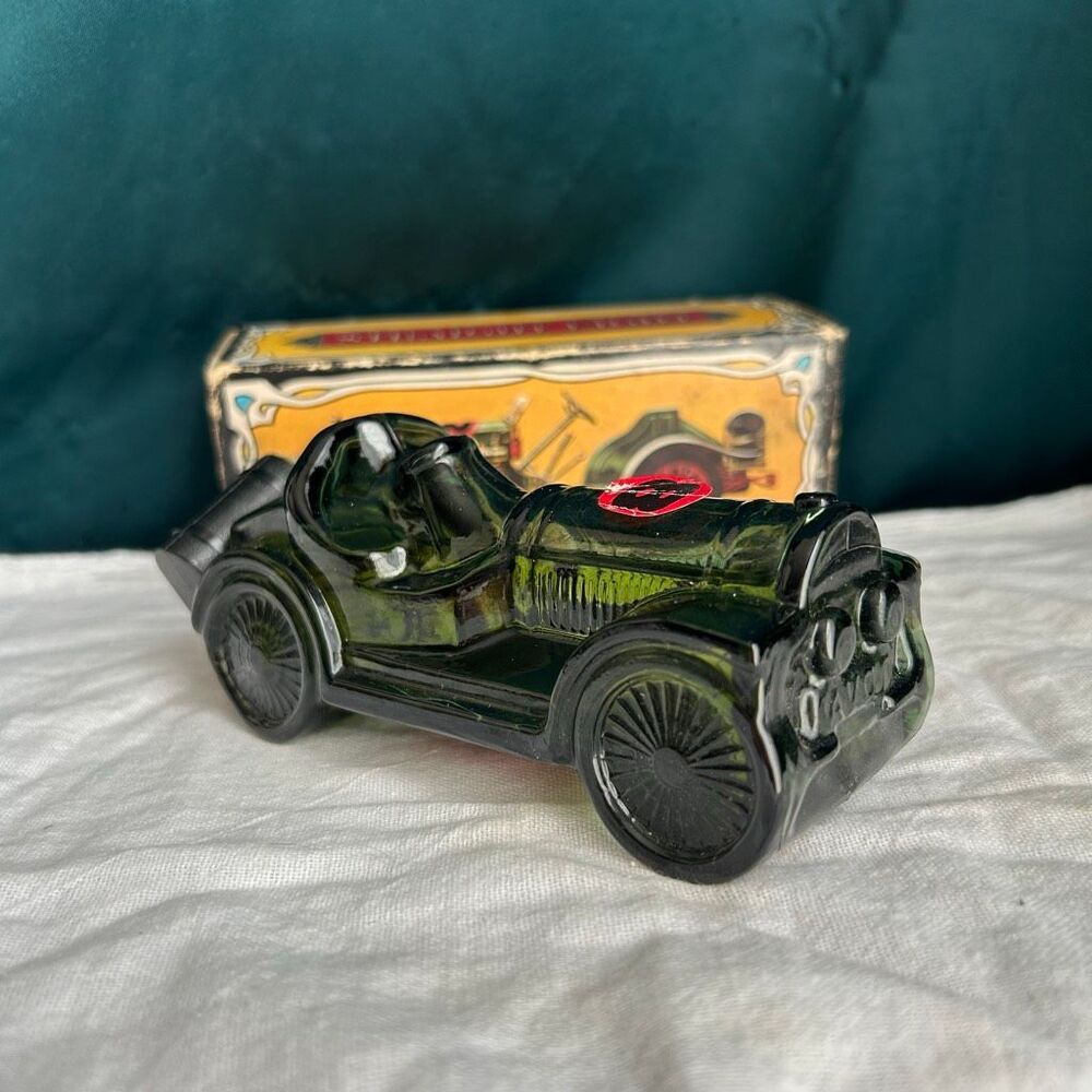 Avon Straight Eight Island Lime Collectable Car Bottle In Box